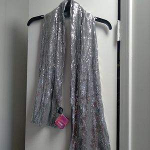 2 for $20 - Remington Scarf NWT